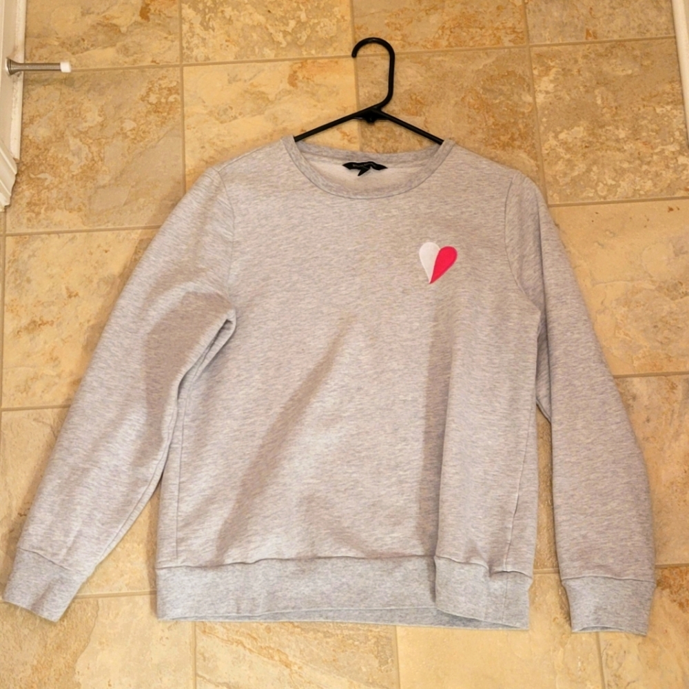 Banan Republic Gray Sweatshirt, Longsleeve, Size Medium.
